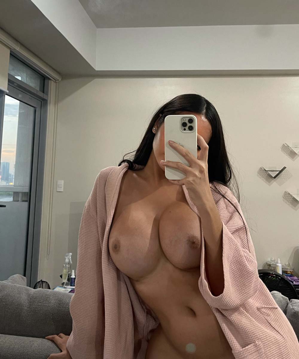 Angela Castellanos naked in Salta