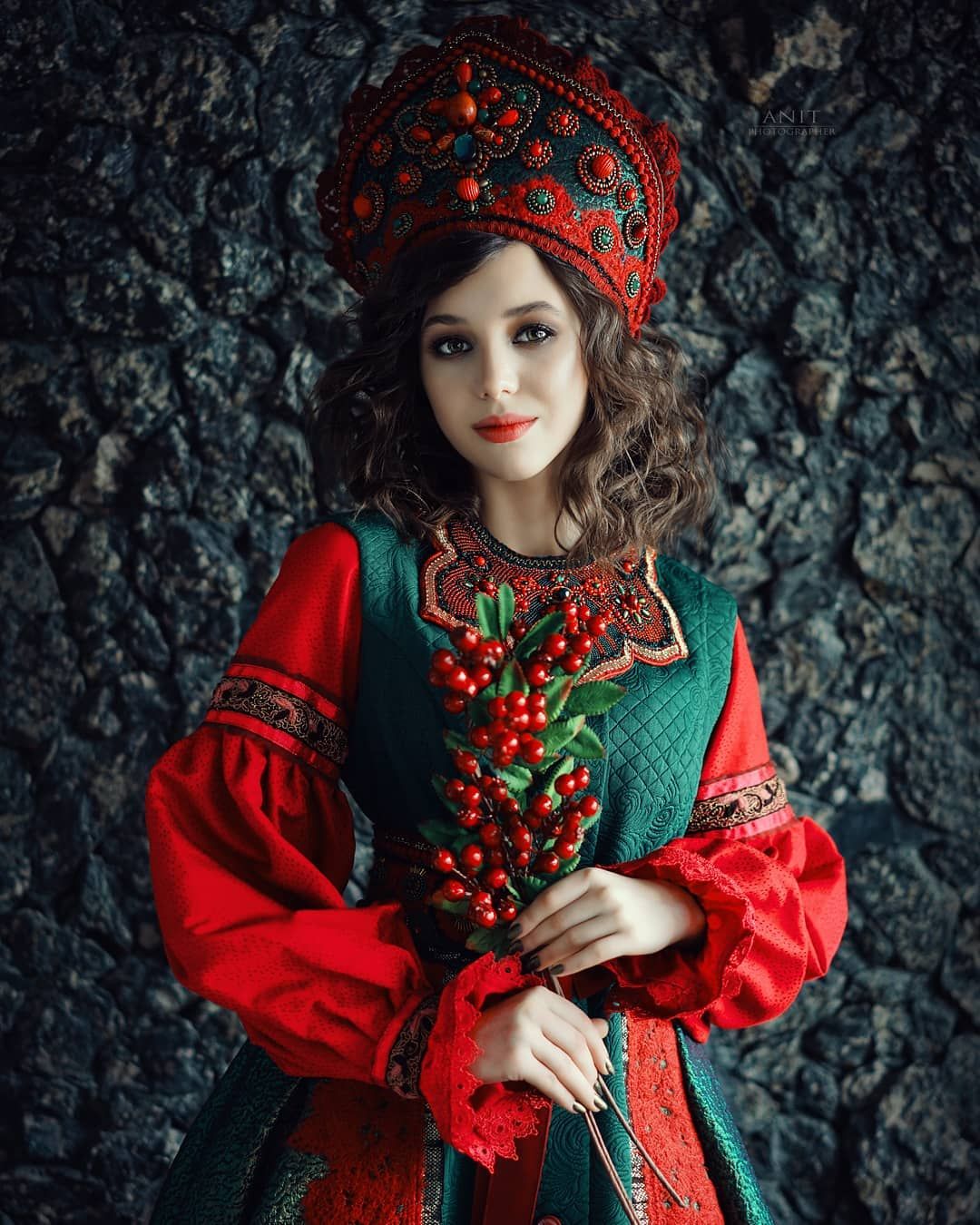 Nude girl Women in Slavic costumes in Salta