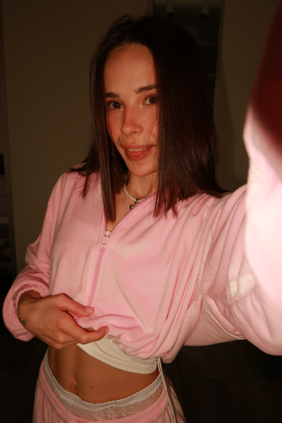 Tina brings the glow — live moments in Salta